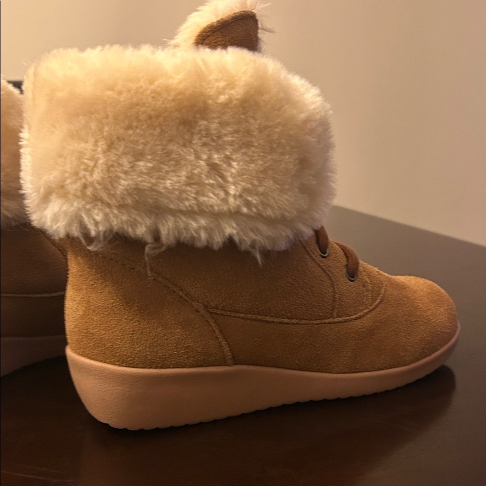 NWT Style & Co. Macys Cozy Tan Faux Fur Lined Boots - Picture 4 of 7